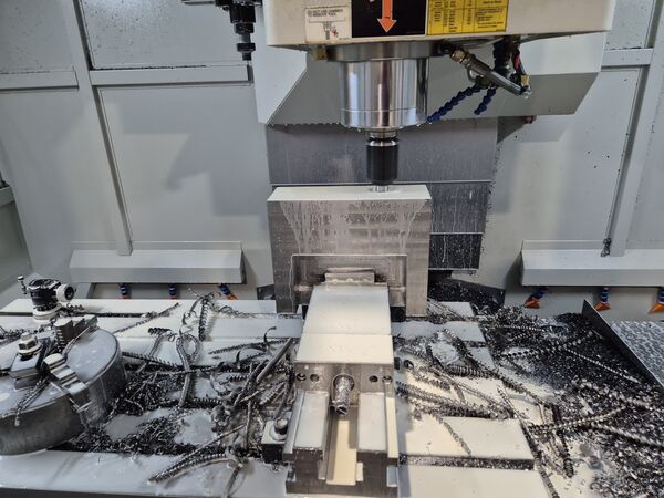 CNC milling of a machine part on the machining centre — MIKRO-PRO.
